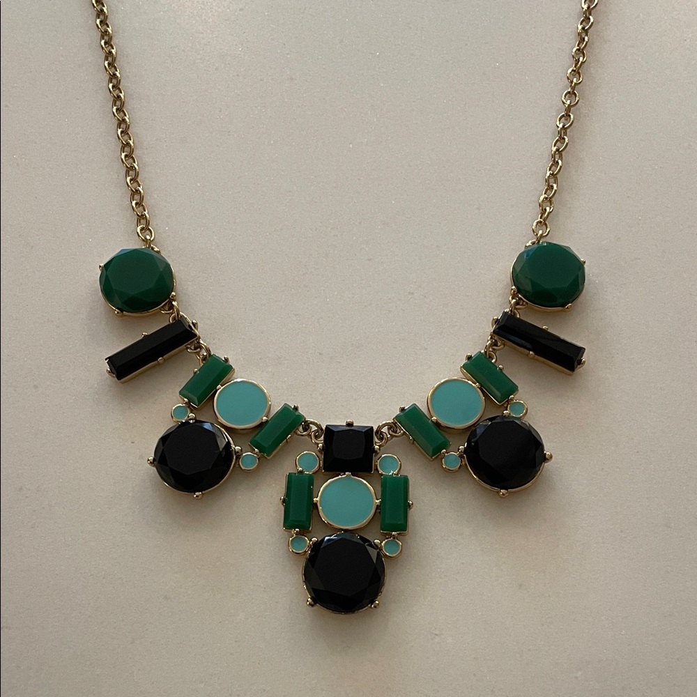 Elegant Gold and Black Statement Necklace